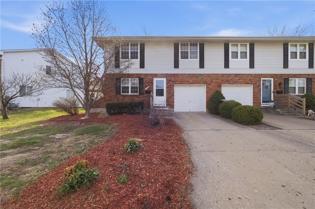 7136 NW COUNTRY CLUB Lane — photo 2