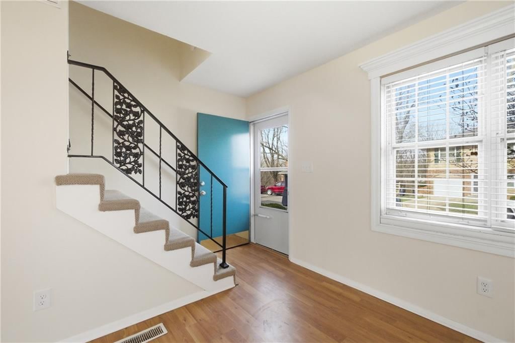 7136 NW COUNTRY CLUB Lane — photo 3