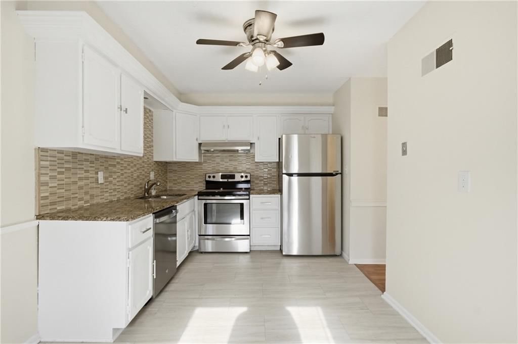 7136 NW COUNTRY CLUB Lane — photo 10