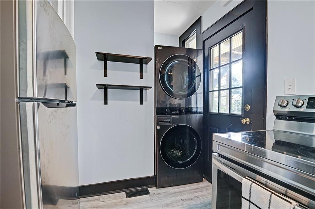 4315 Mercier Street — photo 9