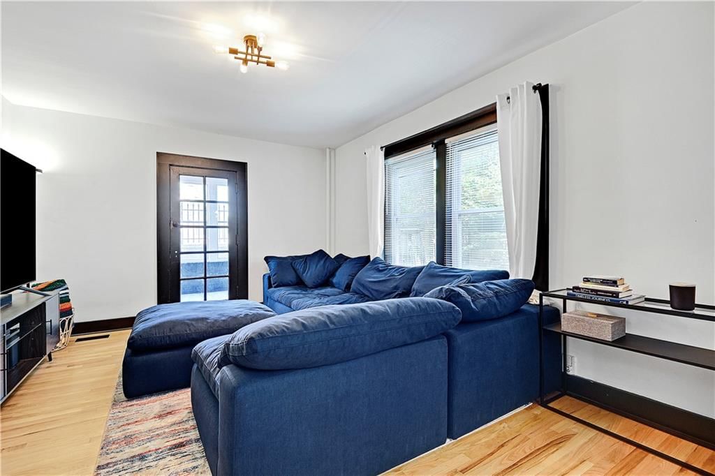 4315 Mercier Street — photo 14