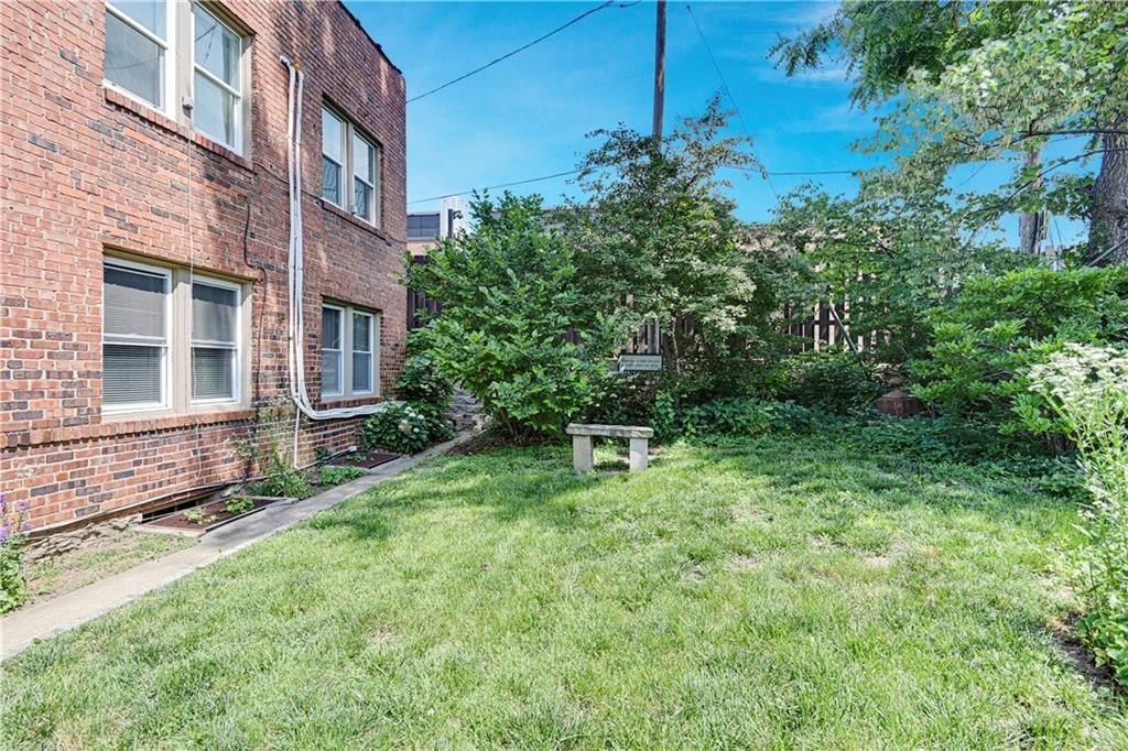 4315 Mercier Street — photo 23