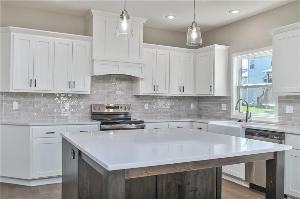 2717 W Park Street — photo 13