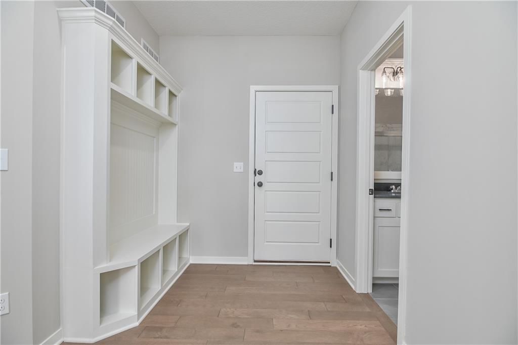 2717 W Park Street — photo 17