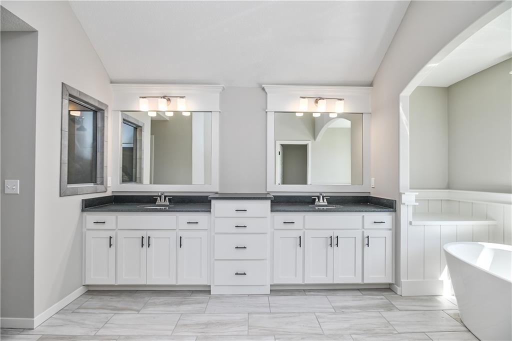 2717 W Park Street — photo 22