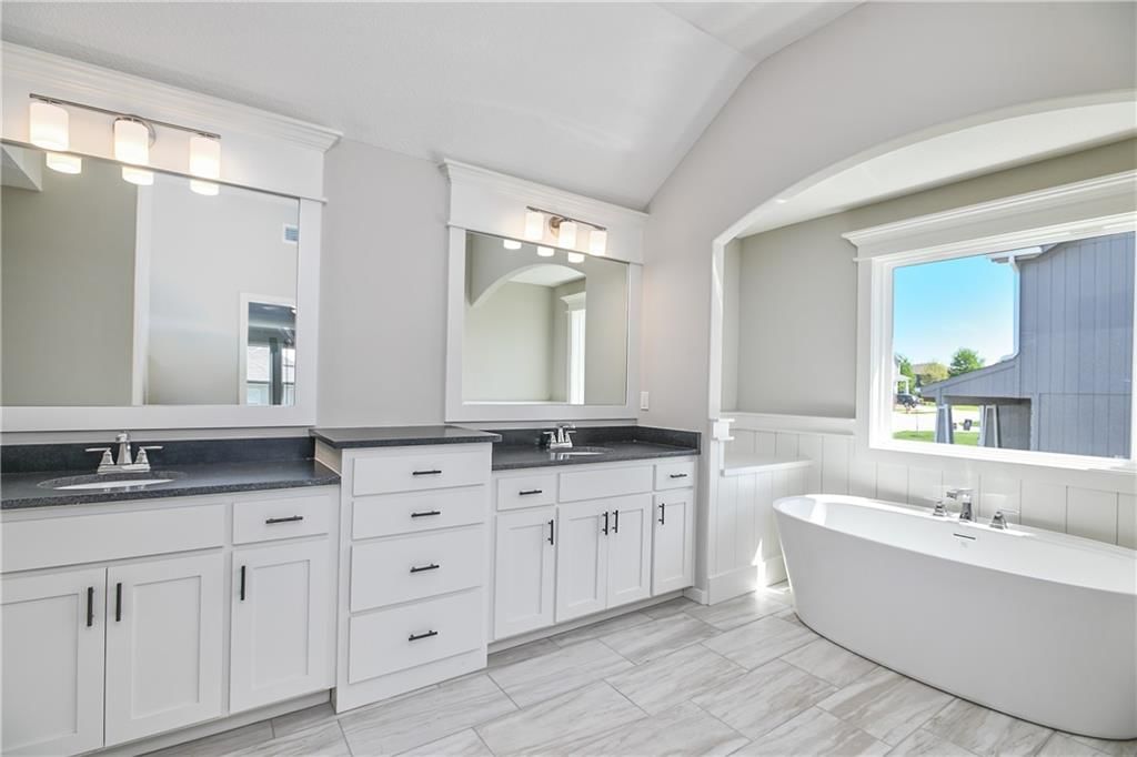 2717 W Park Street — photo 23