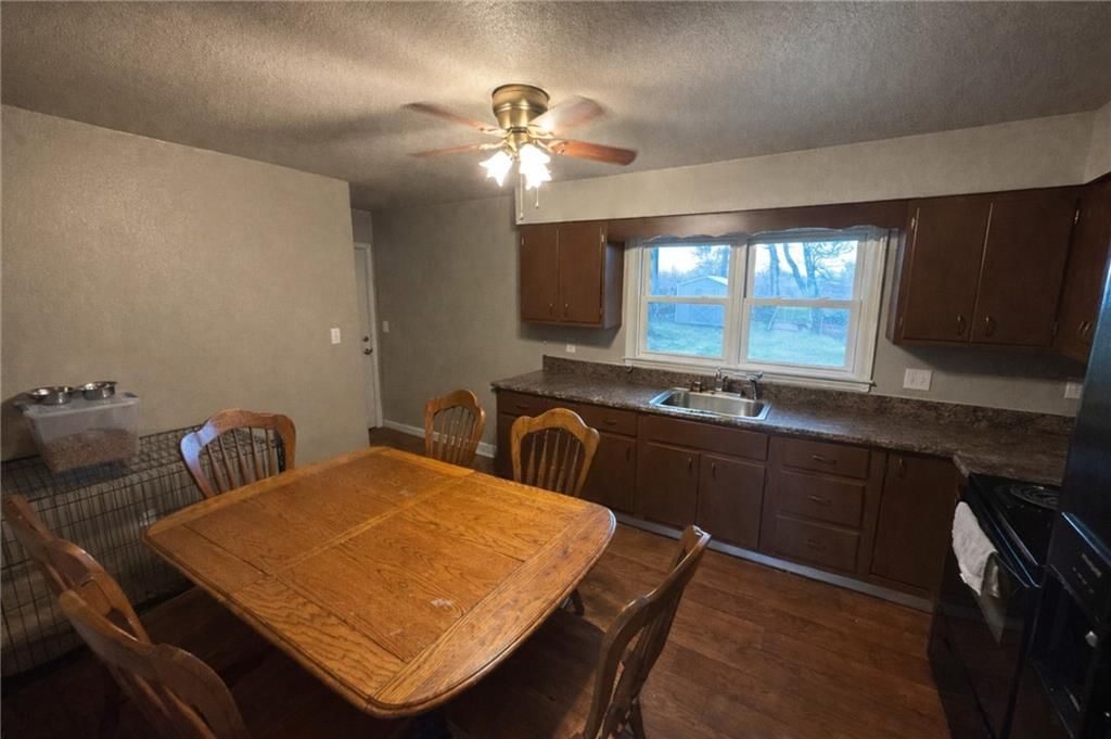 2802 Franklin Avenue — photo 5