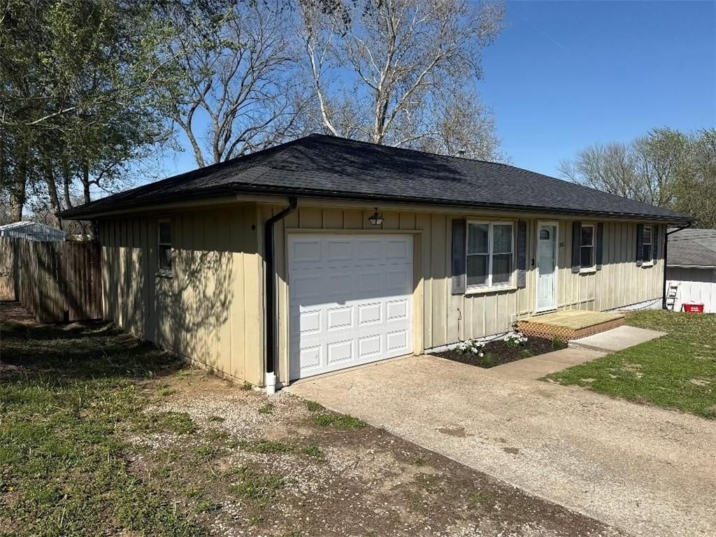 2802 Franklin Avenue — photo 17