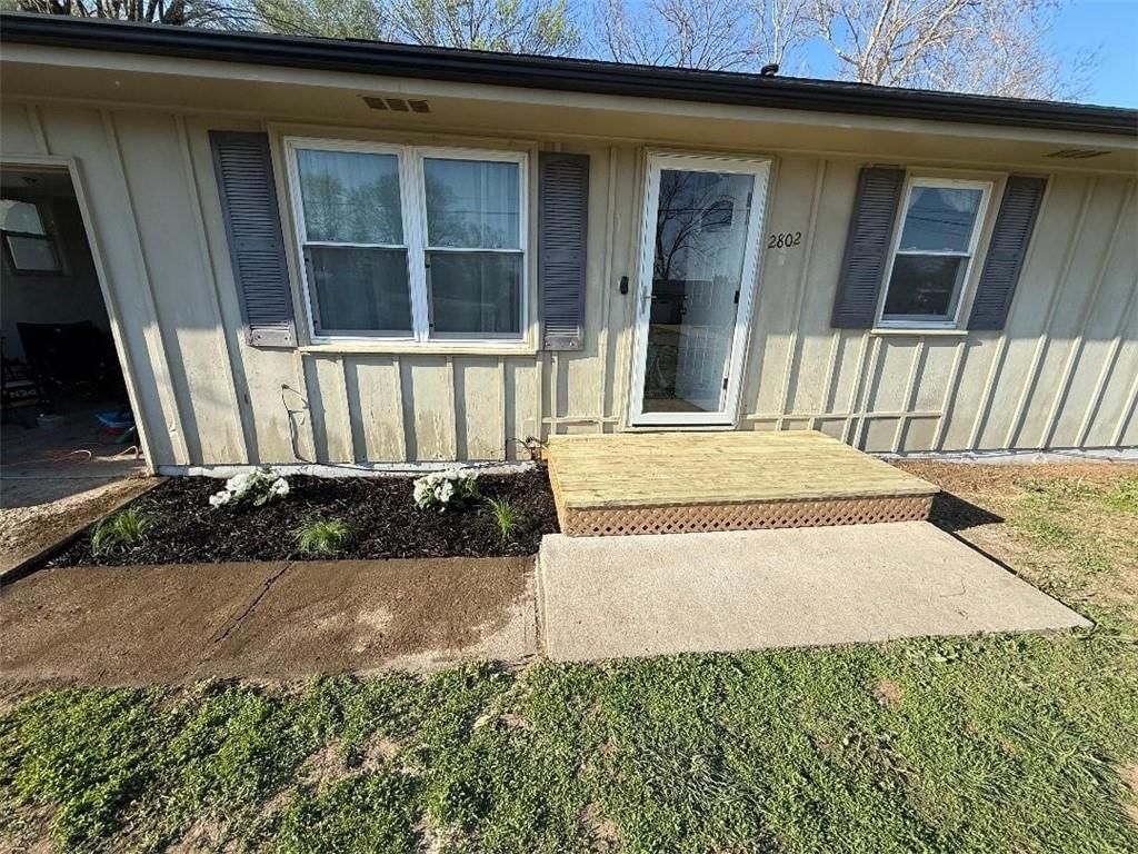 2802 Franklin Avenue — photo 20