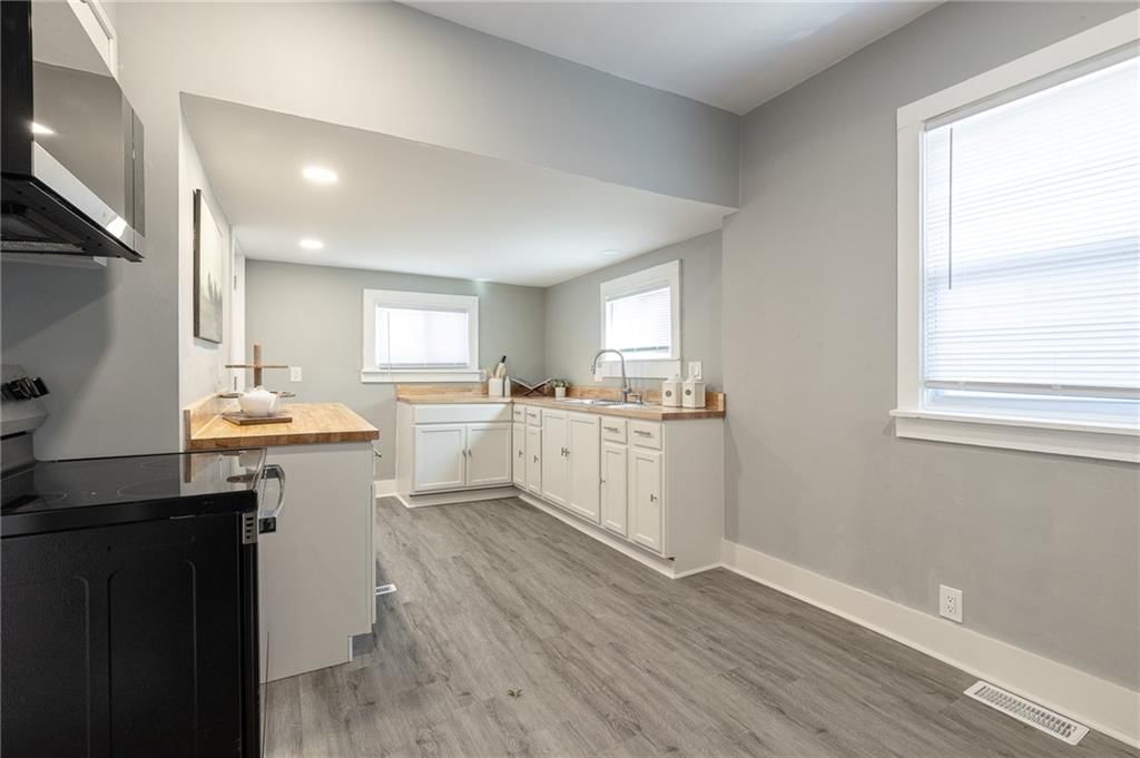 3200 Lockridge Street — photo 17