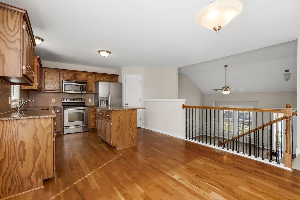 11212 N Summit Street — photo 5