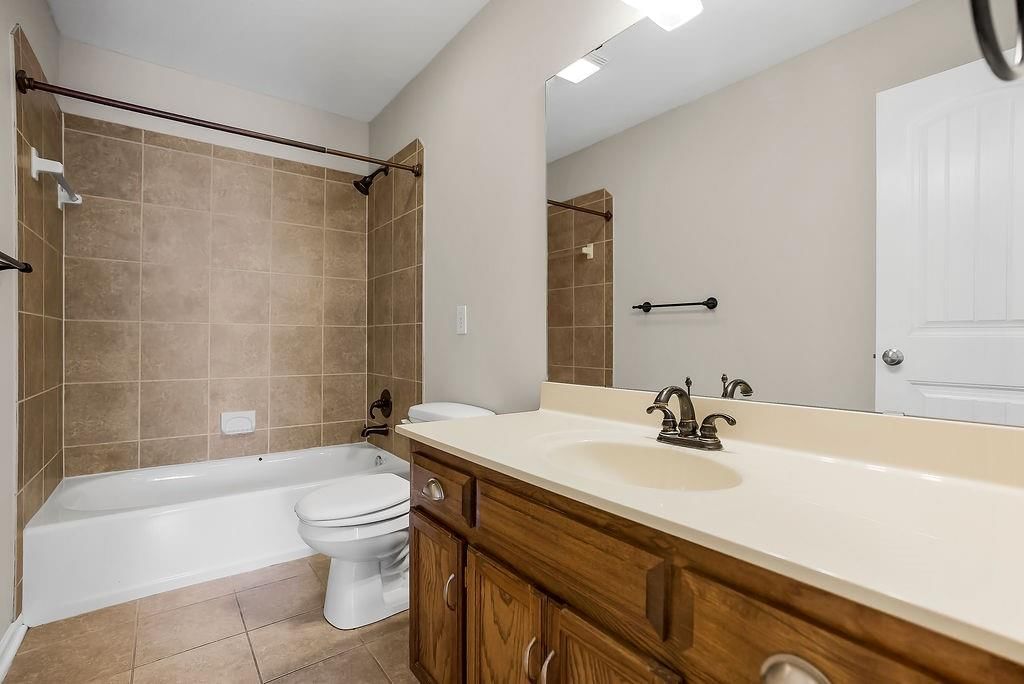 11212 N Summit Street — photo 9