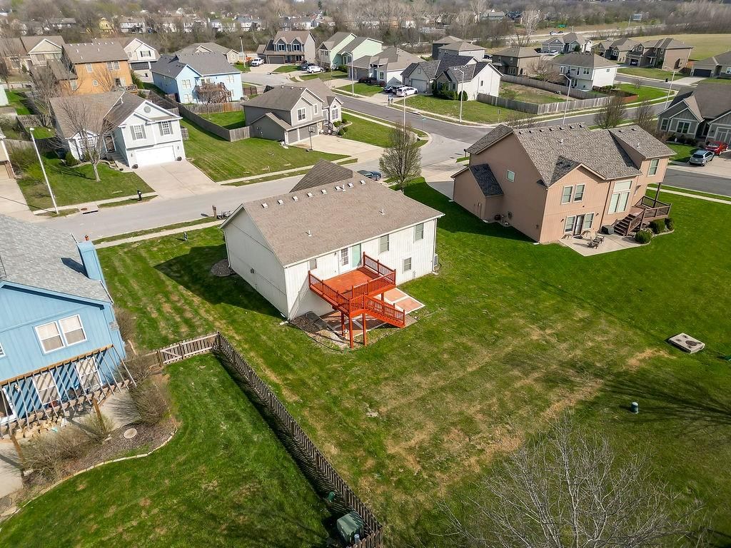 11212 N Summit Street — photo 23