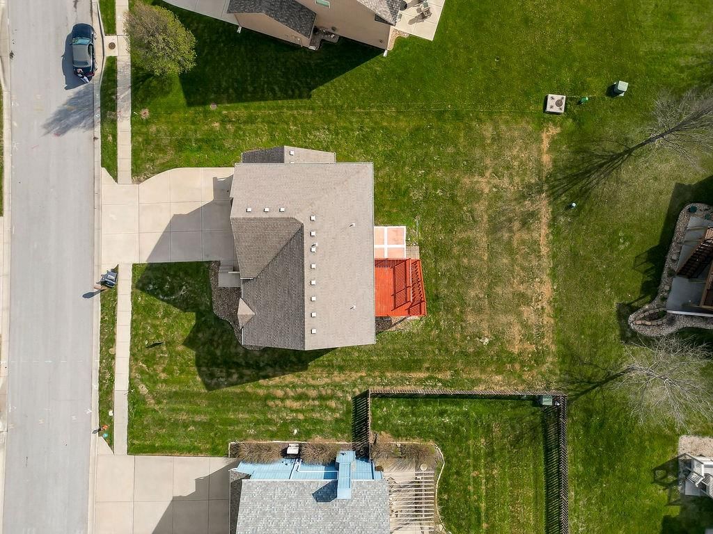 11212 N Summit Street — photo 24