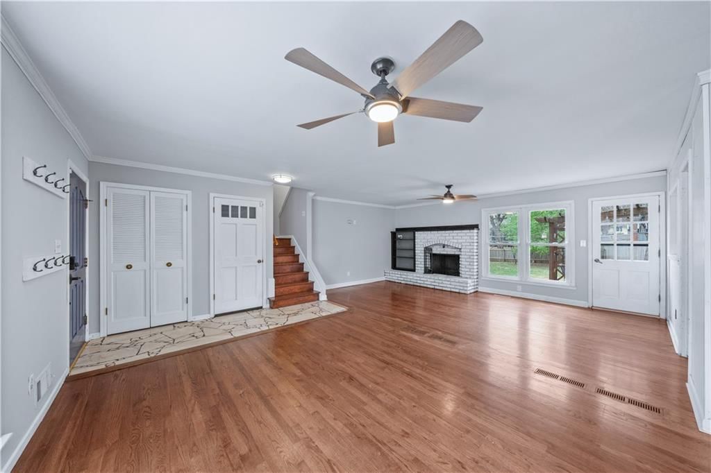 9350 Lamar Avenue — photo 3