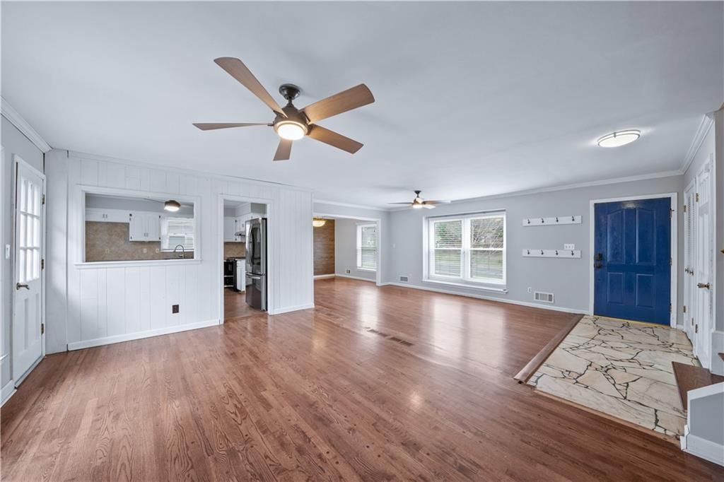 9350 Lamar Avenue — photo 4