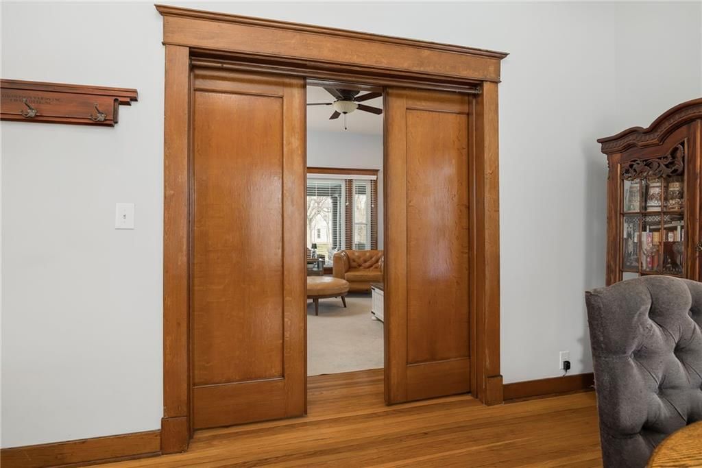 200 E Berry Street — photo 19