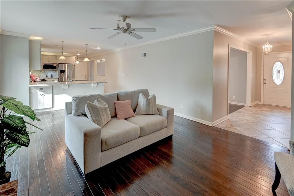 10708 Saint Catherines Lane — photo 8