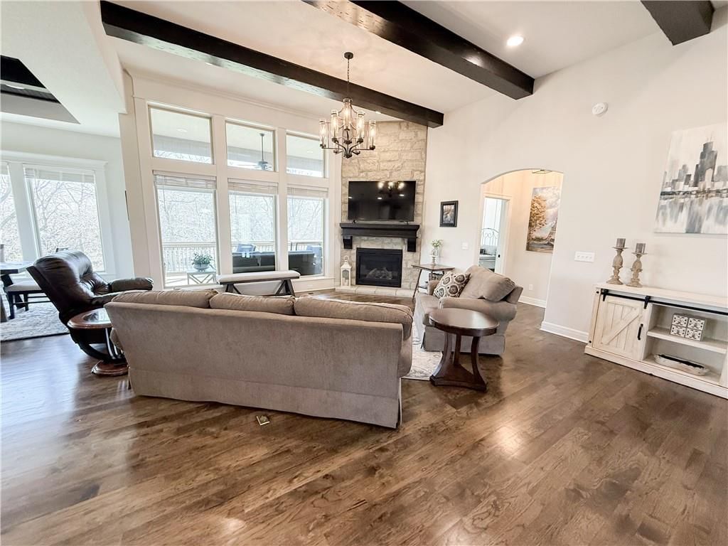 814 Creekmoor Drive — photo 8