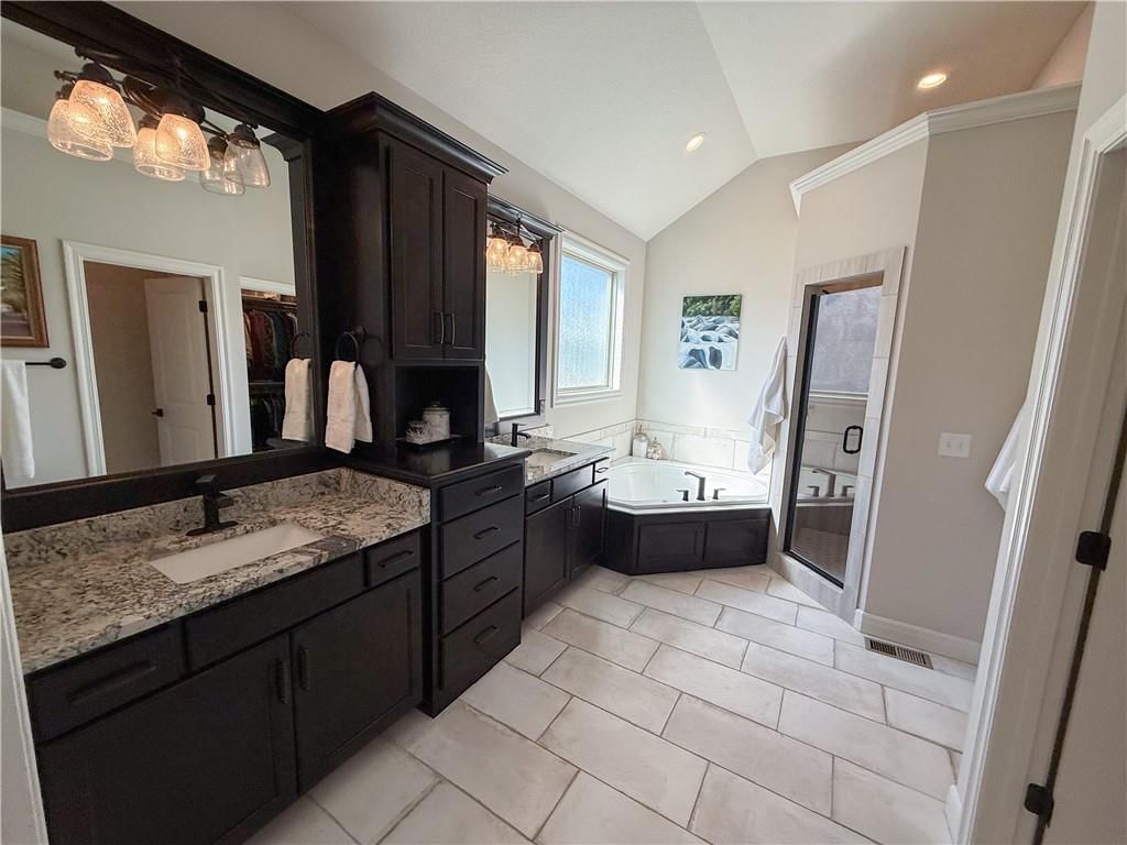 814 Creekmoor Drive — photo 18