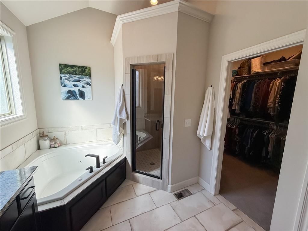 814 Creekmoor Drive — photo 20