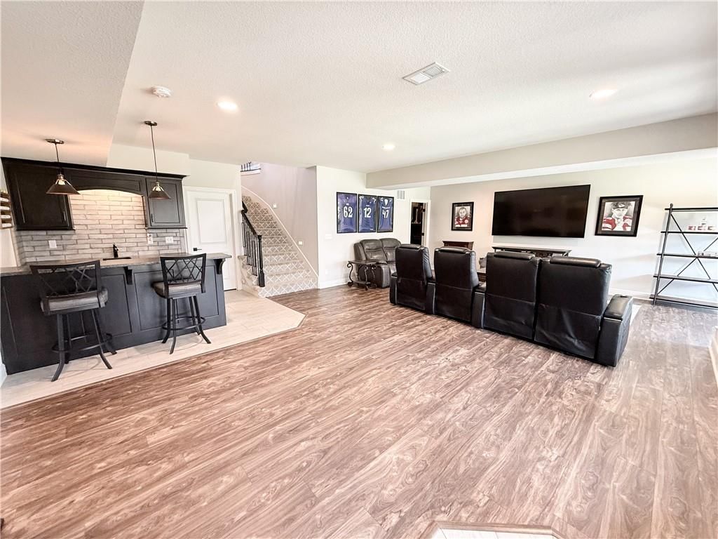 814 Creekmoor Drive — photo 29