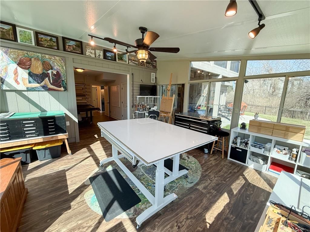 814 Creekmoor Drive — photo 35