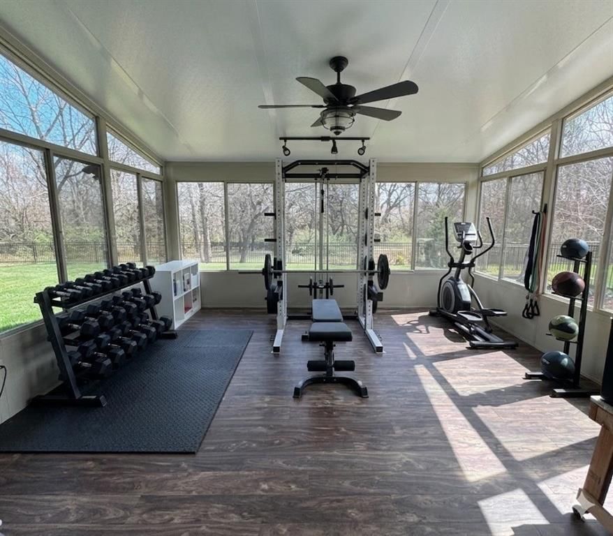 814 Creekmoor Drive — photo 39