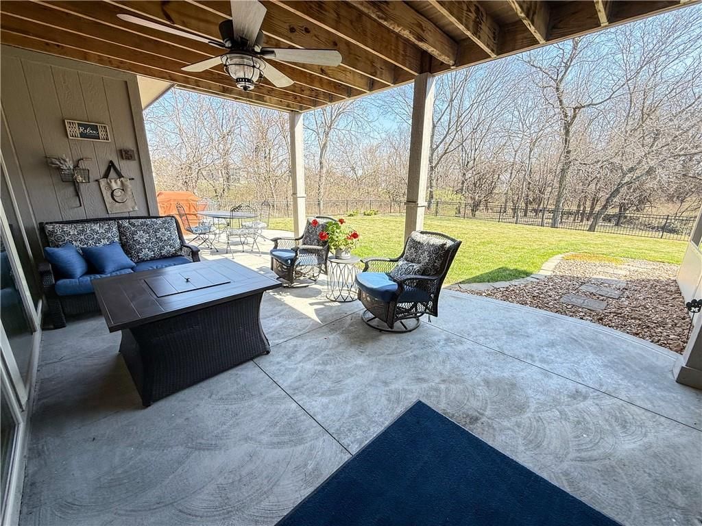 814 Creekmoor Drive — photo 40