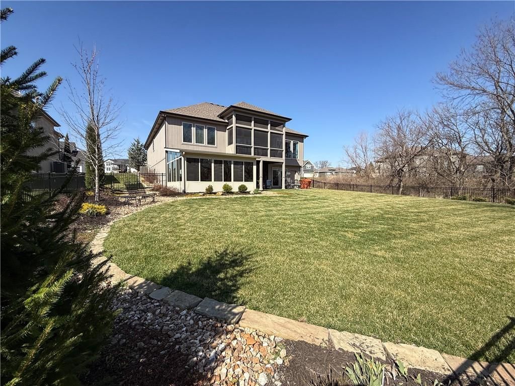 814 Creekmoor Drive — photo 42