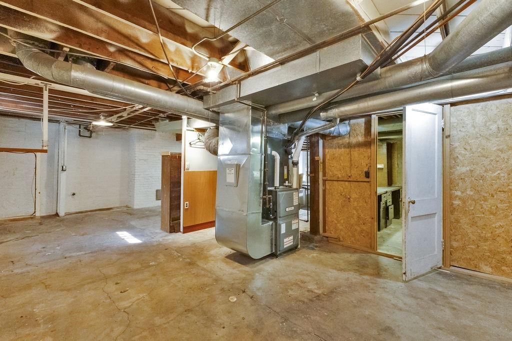 2807 Faraon Street — photo 31