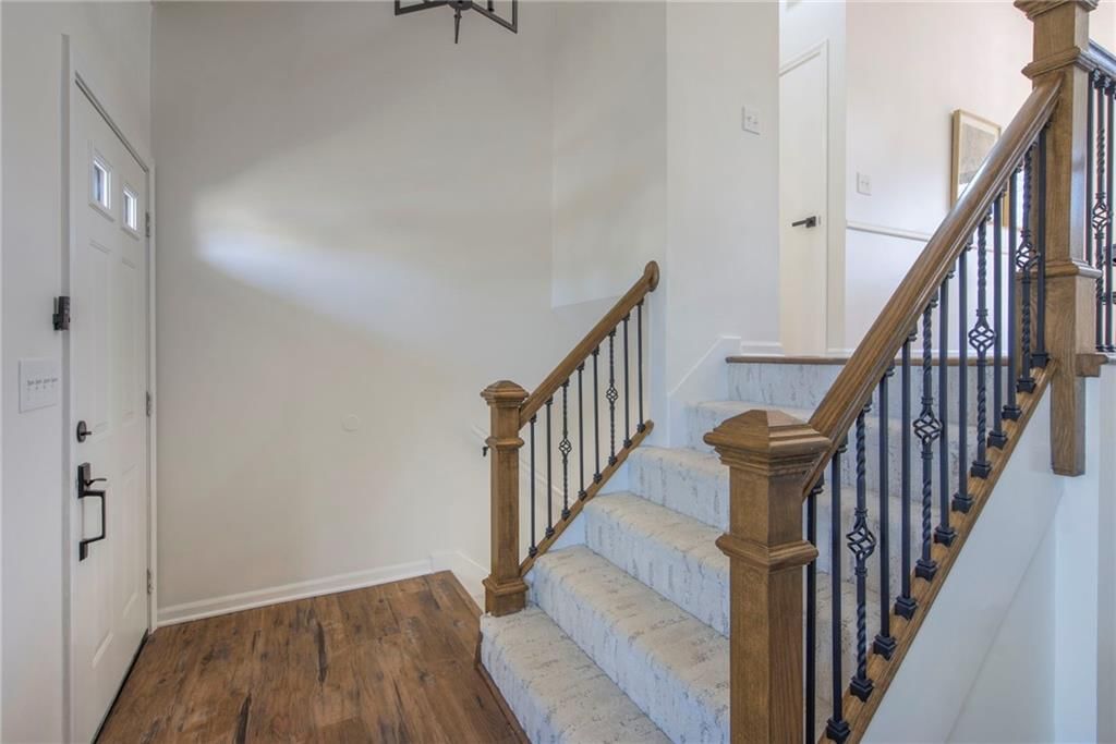 1201 E Butterfield Place — photo 4