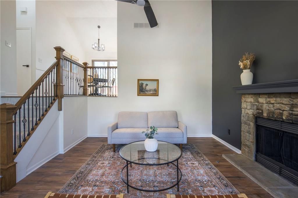 1201 E Butterfield Place — photo 7