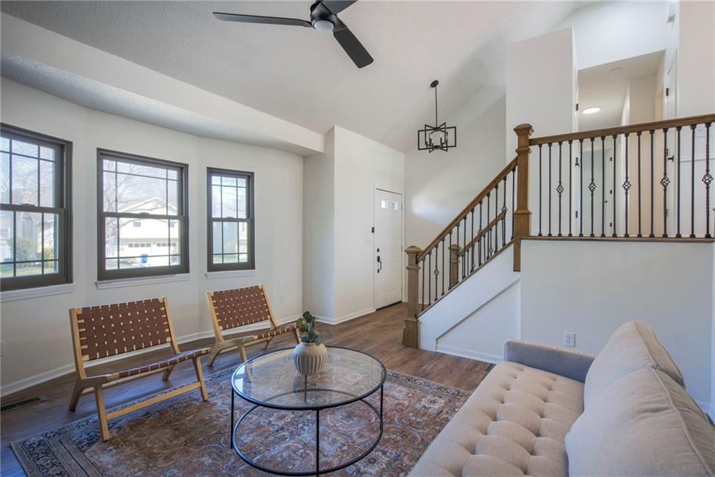 1201 E Butterfield Place — photo 9