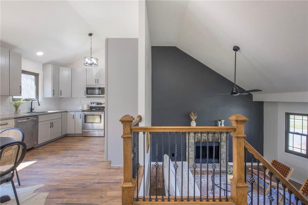 1201 E Butterfield Place — photo 12