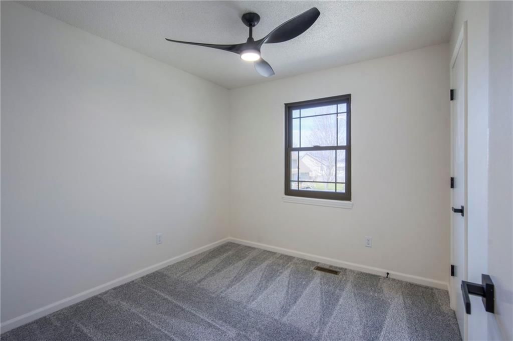 1201 E Butterfield Place — photo 23