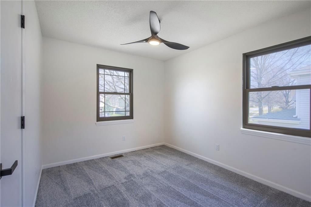 1201 E Butterfield Place — photo 24