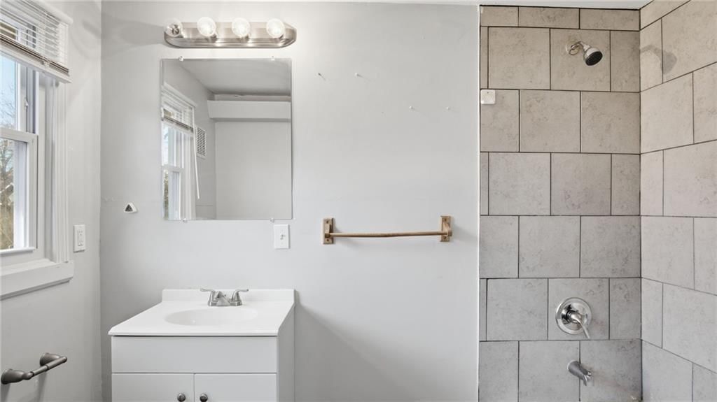 1017 E Smith Avenue — photo 17