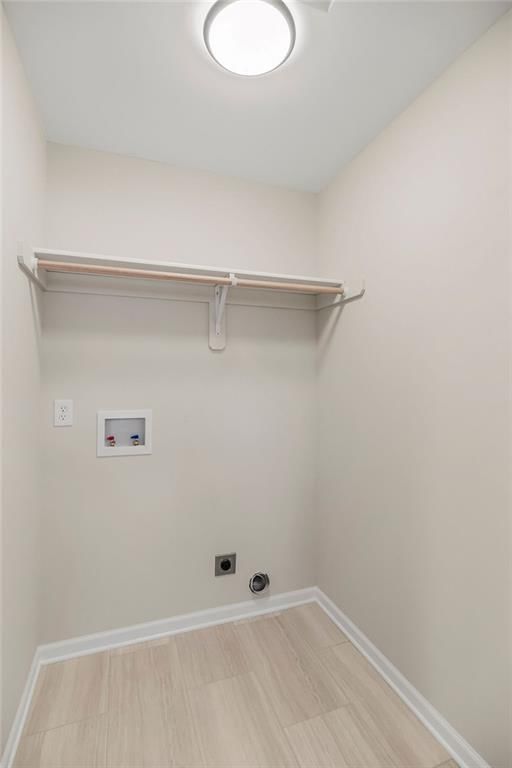 1402 SW Charleston Avenue W — photo 25