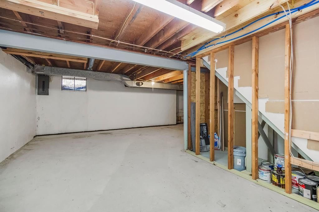1402 SW Charleston Avenue W — photo 30