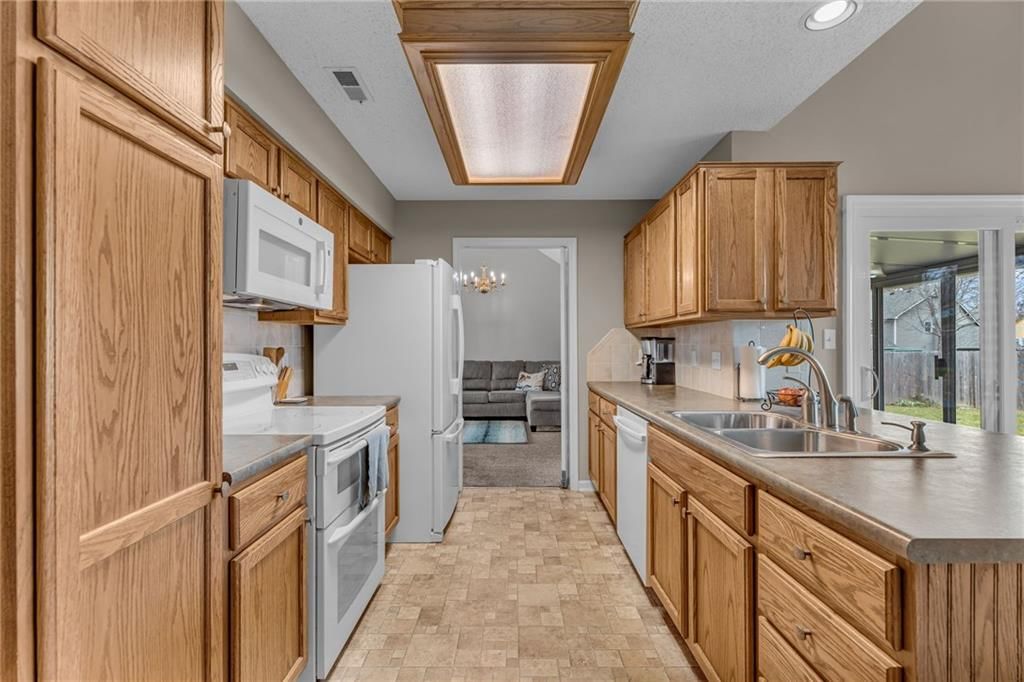 2904 Atchison Circle — photo 7