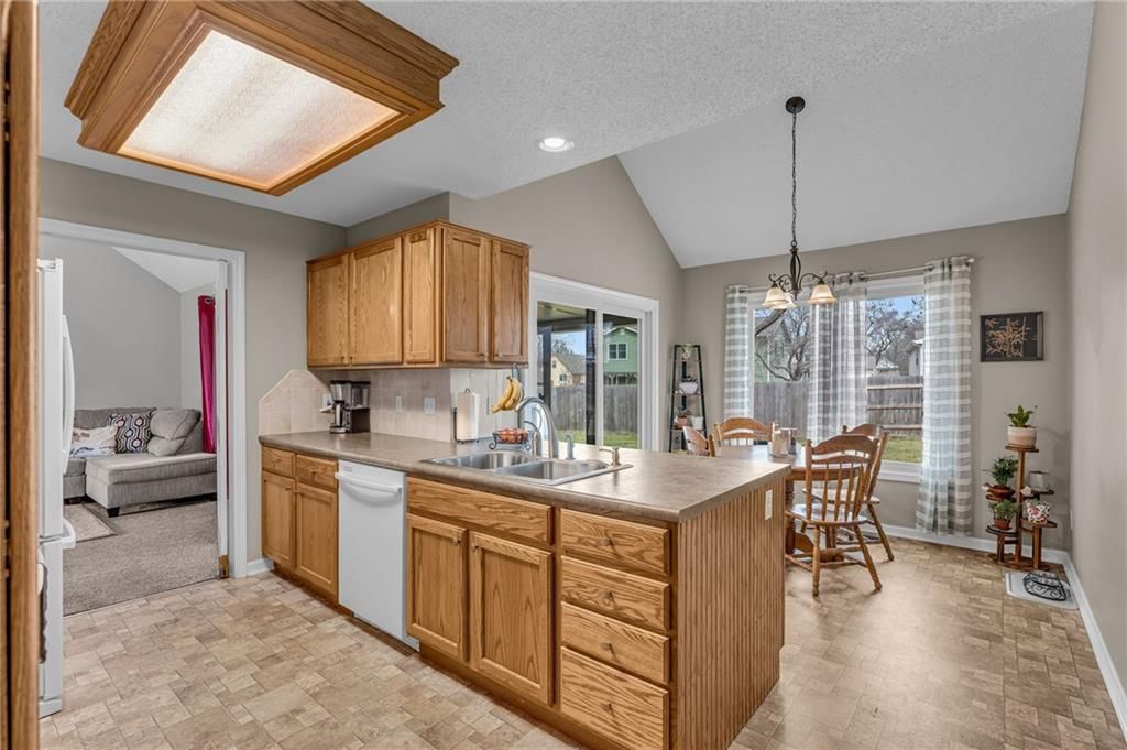 2904 Atchison Circle — photo 20