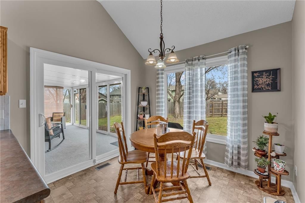 2904 Atchison Circle — photo 24