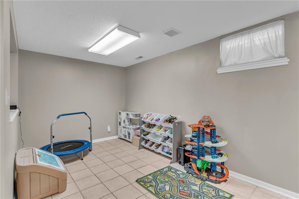 2904 Atchison Circle — photo 39