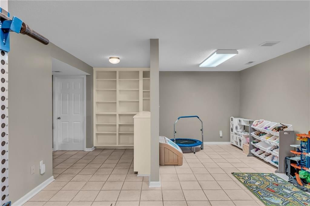 2904 Atchison Circle — photo 41