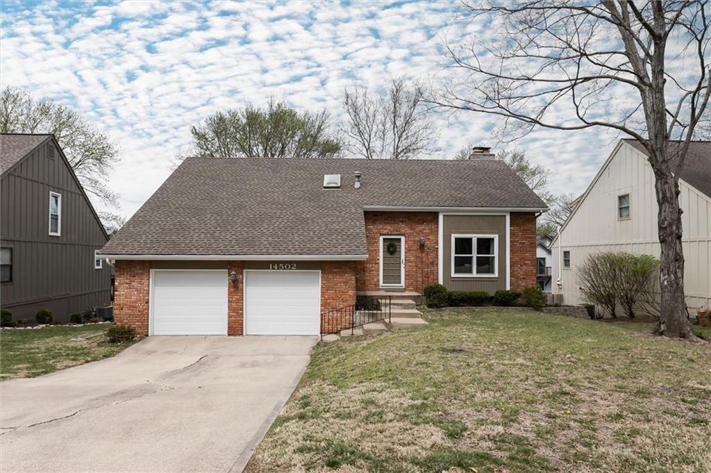 14502 W 90th Terrace, Lenexa, KS