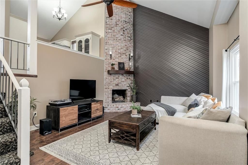 14502 W 90th Terrace — photo 3