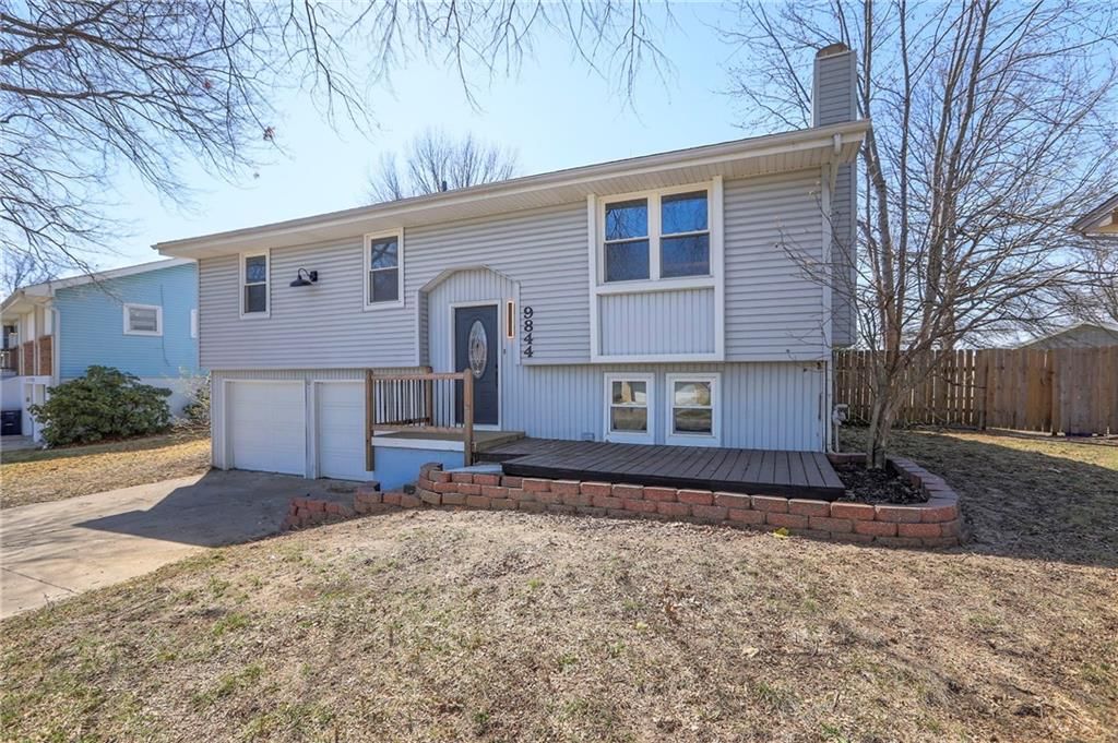 9844 N Cherry Street — photo 3