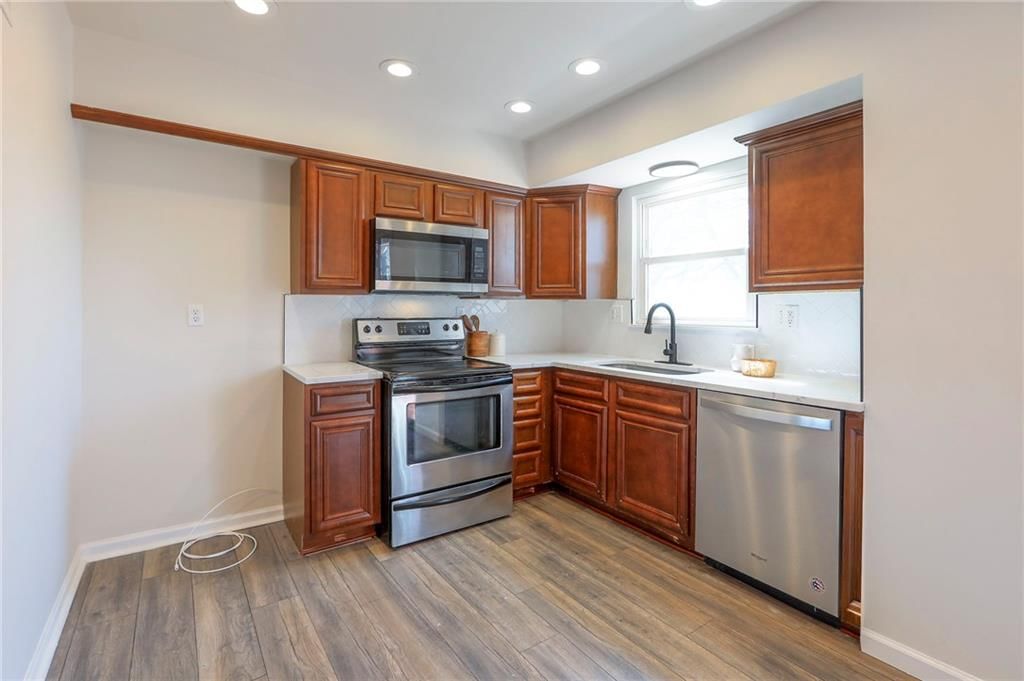 9844 N Cherry Street — photo 13