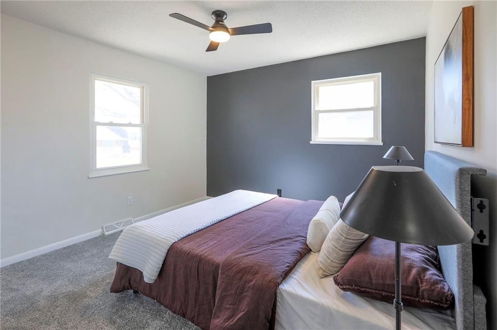 9844 N Cherry Street — photo 21